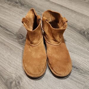 GUC UGG Chestnut Unlined Classic Mini Slouch Suede Bootie